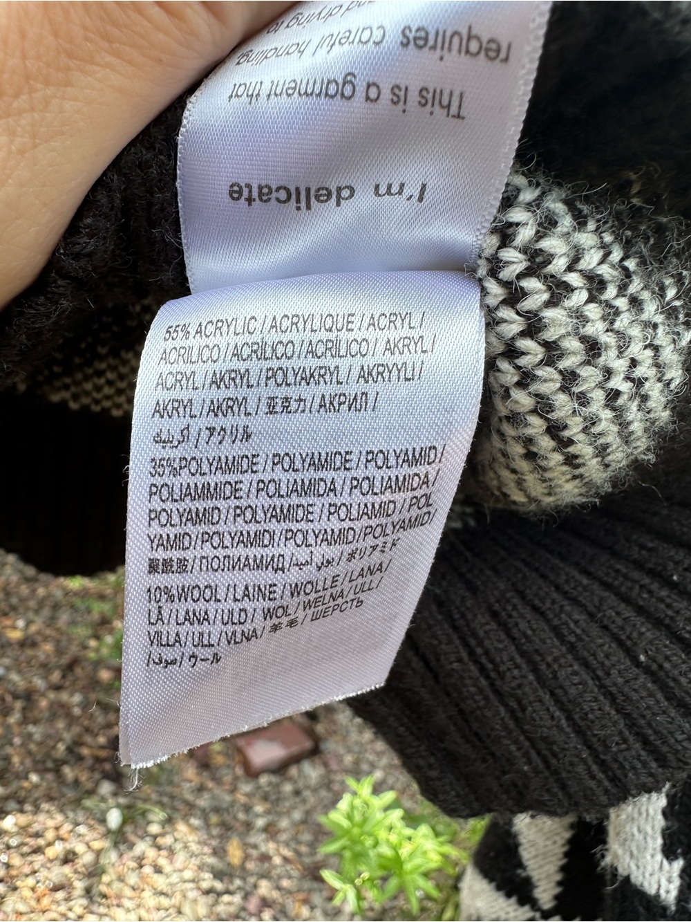 Farm Rio Sweater - Picture 8 of 8